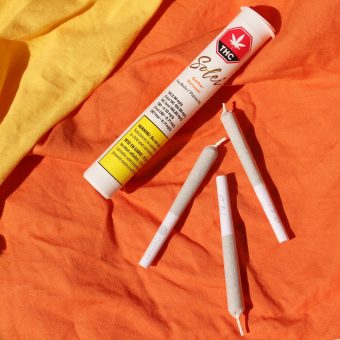 Your First Guide to Buying Pre‑Rolls Online