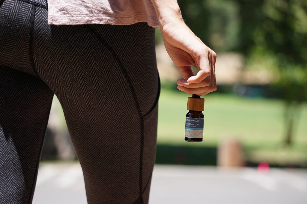 Tincture Buying Guide: What First‑Timers Need to Know